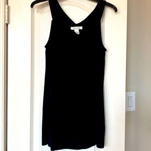 V-neck black tank